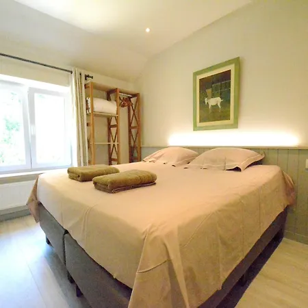 בית נופש Riverside In Bouillon, Cleaning Included