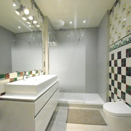 בית נופש Riverside In Bouillon, Cleaning Included